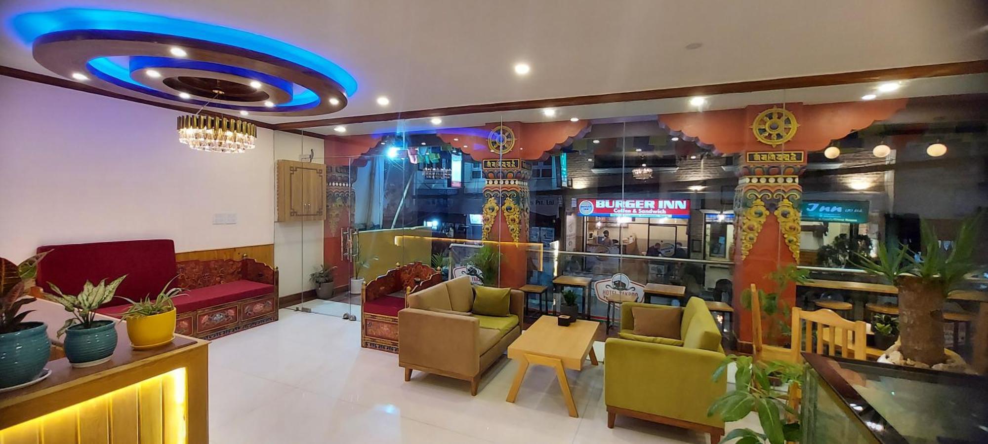 Hotel Yakroo Manang Kathmandu Exterior photo